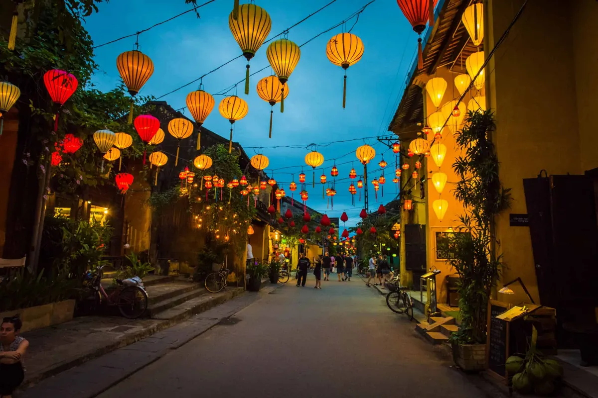 Hoi An Lantern Festival: A Magical Night You Must Experience in Vietnam