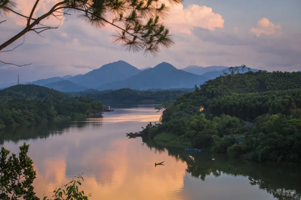 Hidden Gems in Hue: 12 Off-the-Beaten-Path Attractions Most Tourists Miss