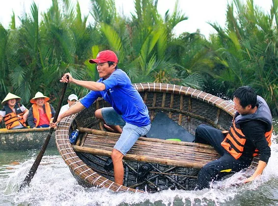 Basket Boat Sightseeing Tour Only